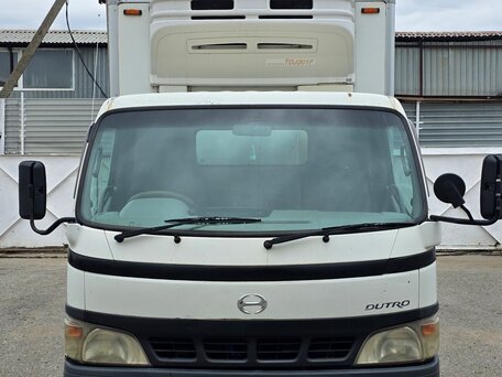 2004 Hino Series 300 (Dutro), белый, 1400000 рублей, вид 2