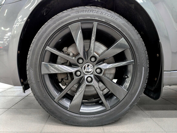 2018 Skoda Octavia III (A7) Рестайлинг, серый, 2090000 рублей - вид 18