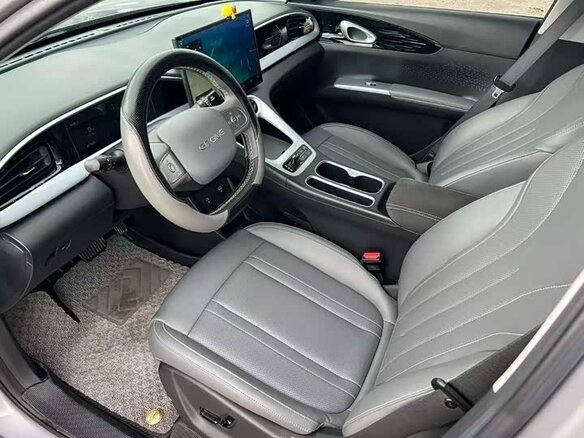 2025 Geely Geome Xingyuan 40.16 kWh, серый, 1490001 рублей - вид 6