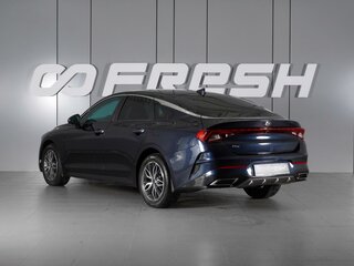 2020 Kia K5 III, синий, 2350000 рублей, вид 2