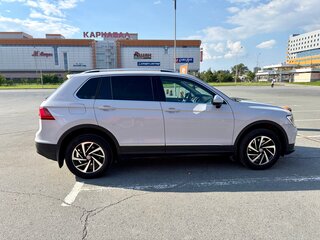 2018 Volkswagen Tiguan II, серый, 2800000 рублей, вид 4