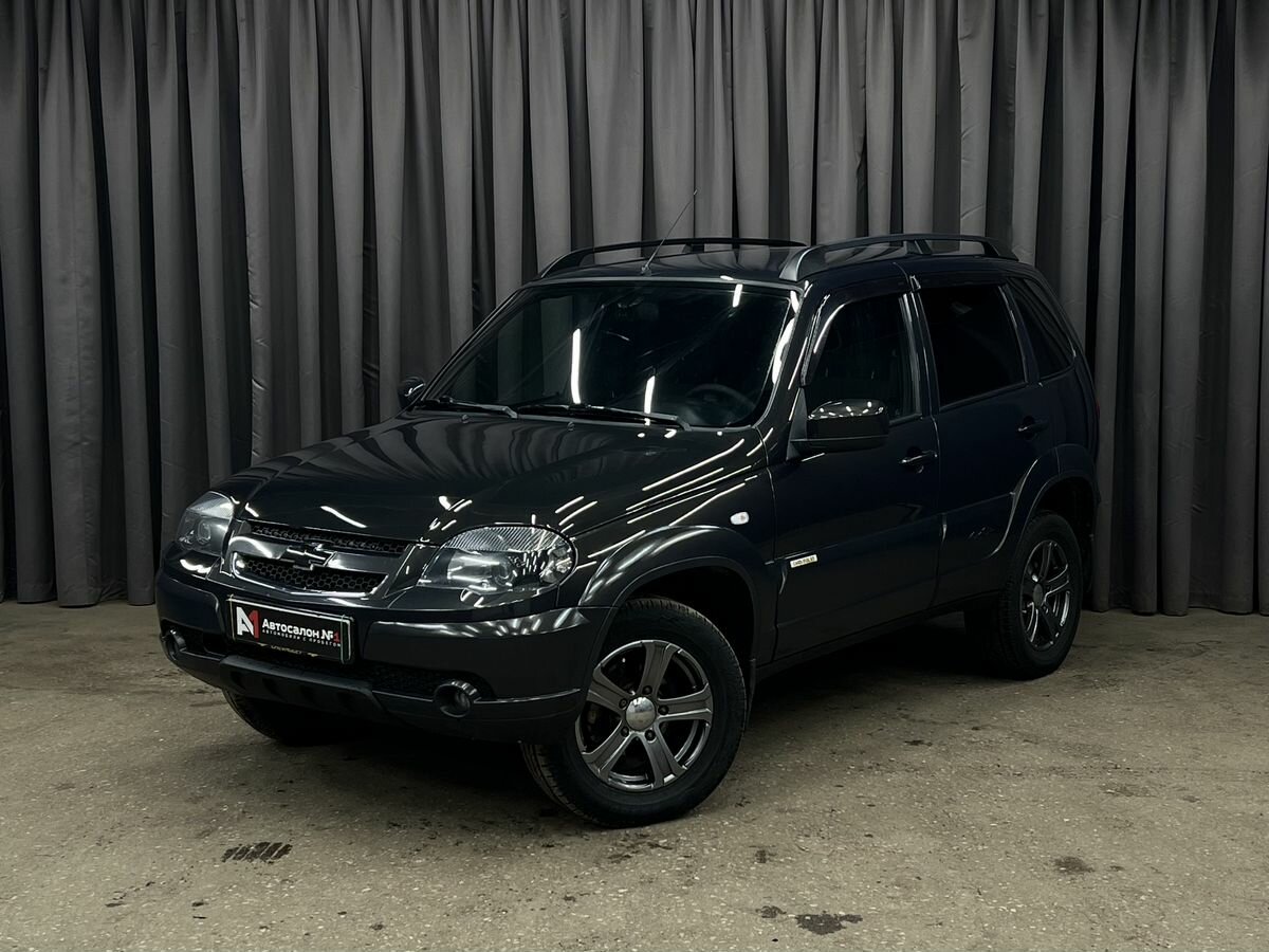 Открыть фотографии: Chevrolet Niva I Рестайлинг