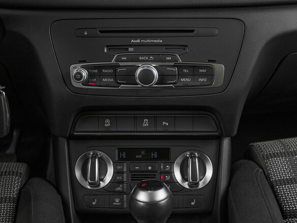 2014 Audi Q3 I (8U), белый - вид 15
