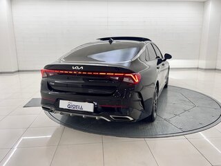 2022 Kia K5 III, чёрный, 2205000 рублей, вид 3