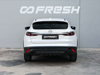 2022 Mazda CX-4 I Рестайлинг, белый, 2690000 рублей, вид 4