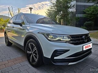 2023 Volkswagen Tiguan II Рестайлинг, белый, 3180000 рублей, вид 3