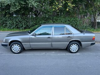 1992 Mercedes-Benz W124 200, серый, 270000 рублей, вид 4