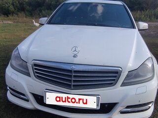 2011 Mercedes-Benz C-Класс 180 BlueEFFICIENCY III (W204) Рестайлинг, белый, 1269999 рублей, вид 2