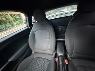 2012 Mini Coupe Cooper S I, белый, 1600000 рублей, вид 4
