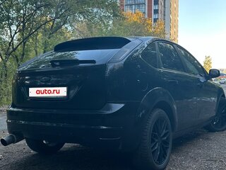 2008 Ford Focus II Рестайлинг, чёрный, 420000 рублей, вид 3