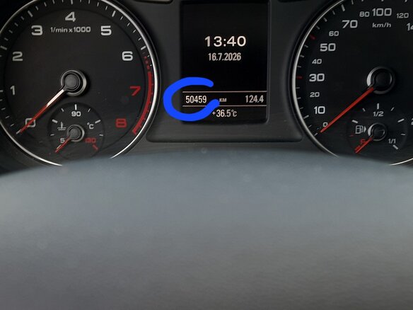 2012 Audi Q3 I (8U), коричневый, 1825000 рублей - вид 9