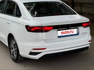 2023 Geely Emgrand II, белый, 1350000 рублей, вид 3