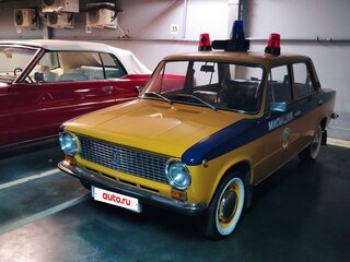 1979 Lada (ВАЗ) 21011, жёлтый, 1100000 рублей, вид 3