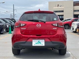 2017 Mazda Demio IV (DJ), красный, 770000 рублей, вид 4