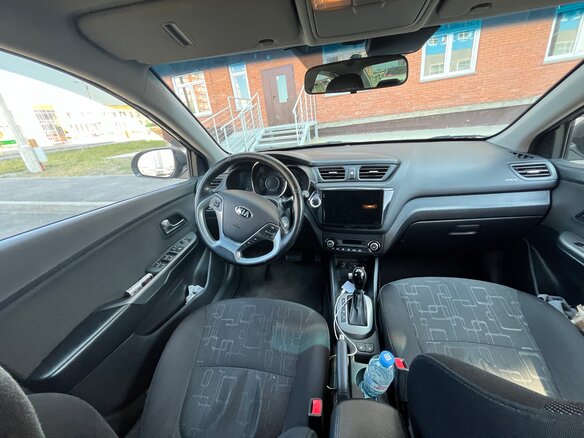 2016 Kia Rio III Рестайлинг, серый, 1250000 рублей - вид 5