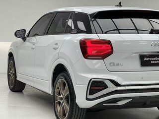 2021 Audi Q2 L I, белый, 1875000 рублей, вид 4