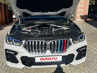 2020 BMW X6 30d III (G06), белый, 7200000 рублей, вид 4