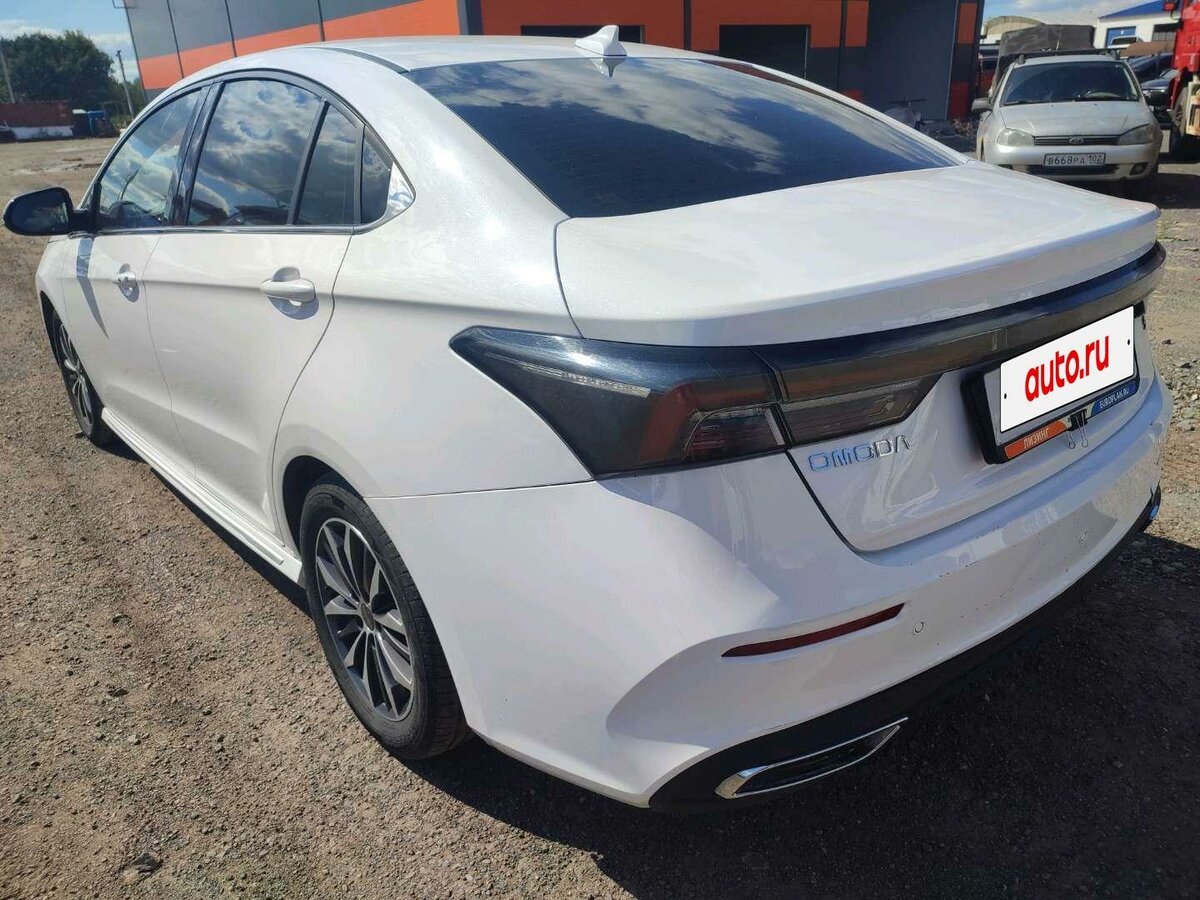 Открыть фотографии: Omoda S5
