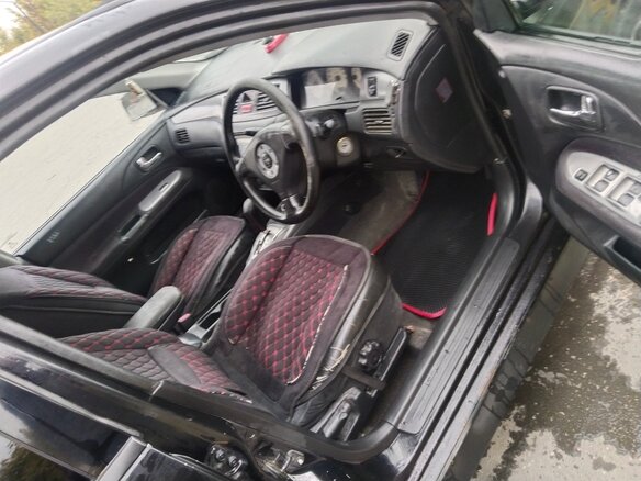 2001 Mitsubishi Lancer Cedia IX, чёрный, 200000 рублей - вид 4