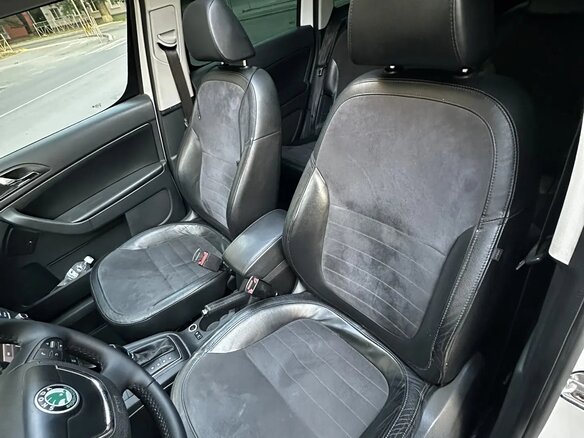 2013 Skoda Yeti I, белый - вид 17