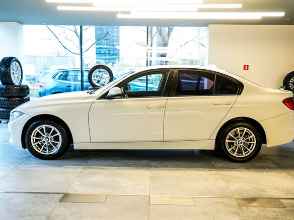 2014 BMW 3 серии 320i VI (F3x), белый, 1350000 рублей - вид 4