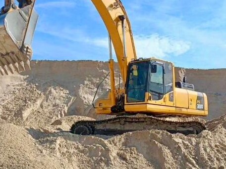 2022 Komatsu PC300, золотистый, 6550000 рублей, вид 1