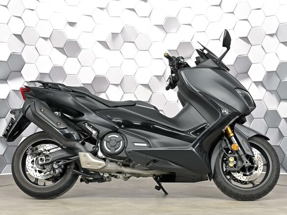 2020 Yamaha TMAX, чёрный, 1129000 рублей - вид 2