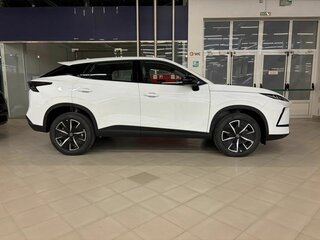 2026 Omoda C5 II, белый, 2709000 рублей, вид 3