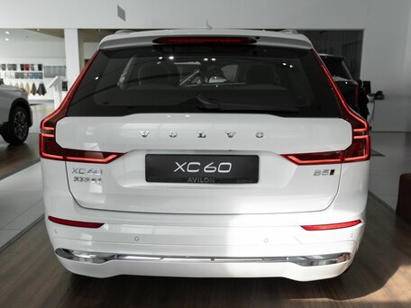 2025 Volvo XC60 II Рестайлинг 2, белый, 6348850 рублей, вид 4