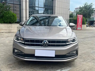 2022 Volkswagen Bora IV, бежевый, 1480000 рублей, вид 2