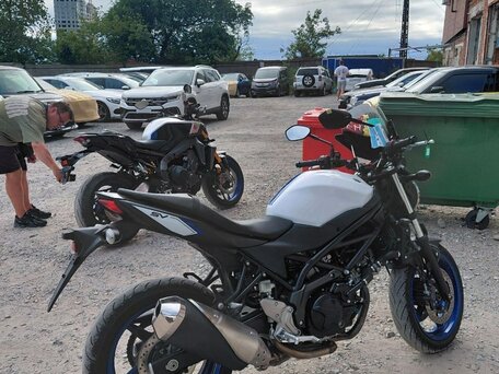 2016 Suzuki SV 650, синий, 550000 рублей, вид 3