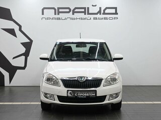 2012 Skoda Fabia II Рестайлинг, белый, 819900 рублей, вид 2