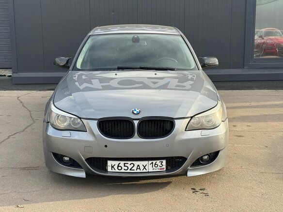 2003 BMW 5 серии 520i V (E60/E61), серый, 899000 рублей - вид 1