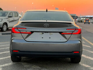 2026 Toyota Camry IX (XV80), серебристый, 3950000 рублей, вид 5