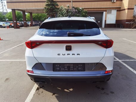2022 Cupra Formentor I, белый, 2900000 рублей, вид 5