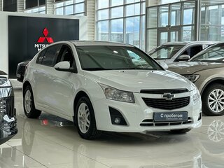 2014 Chevrolet Cruze I Рестайлинг, белый, 700000 рублей, вид 3