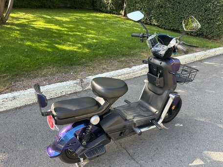2026 E-Moto YH50QT, пурпурный, 59000 рублей, вид 4