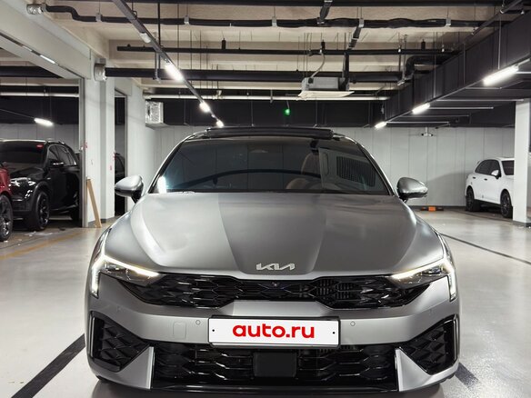 2025 Kia K5 LPi III Рестайлинг, серый