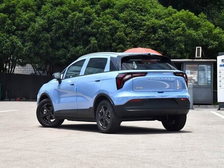 2025 Geely Geometry E 39.4 kWh, голубой, 1340000 рублей, вид 5