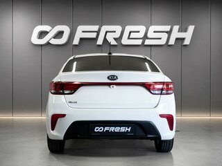 2018 Kia Rio IV, белый, 1340000 рублей, вид 4