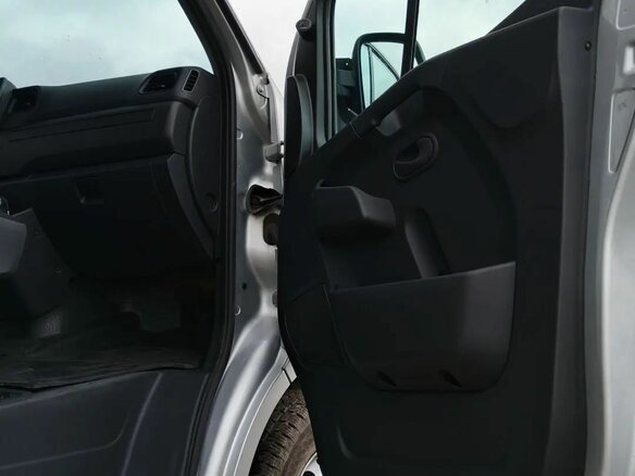 2020 Renault Master, серебристый, 3190000 рублей - вид 8