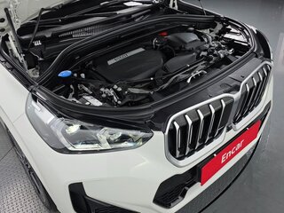 2023 BMW X1 18d sDrive III (U11/U12), белый, 3970177 рублей, вид 3