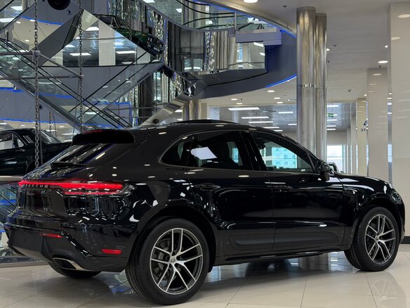 2025 Porsche Macan I Рестайлинг 2, чёрный, 11495000 рублей - вид 12
