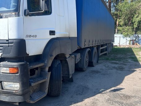 2004 Mercedes-Benz Axor, белый, 1500000 рублей, вид 1
