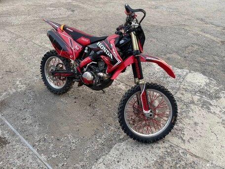 2006 Honda CRF 250X, красный, 355000 рублей, вид 3