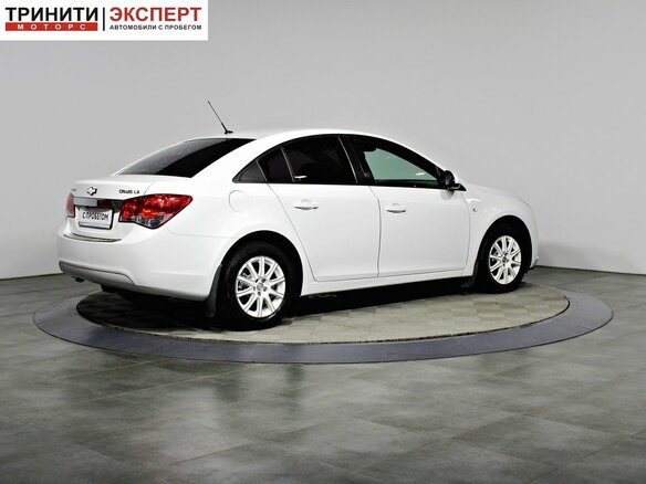 2012 Chevrolet Cruze I, белый, 695000 рублей - вид 7