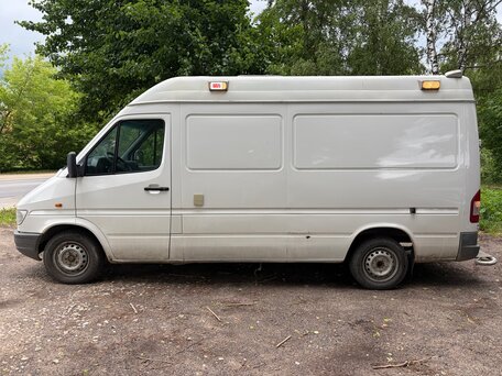 1998 Mercedes-Benz Sprinter, белый, 1150000 рублей, вид 2