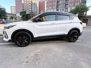 2024 Geely Binyue Cool, белый, 2000000 рублей, вид 3