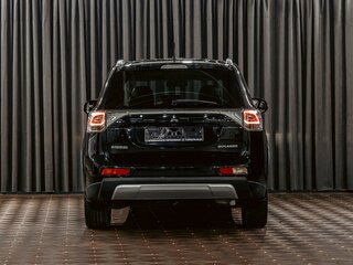 2014 Mitsubishi Outlander III, чёрный, 1375000 рублей, вид 5