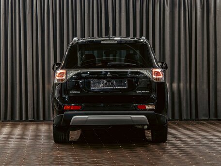 2014 Mitsubishi Outlander III, чёрный, 1375000 рублей, вид 5